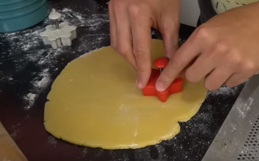 Comment préparer le Gâteau sablés de Noël, facile et magnifique etape 10